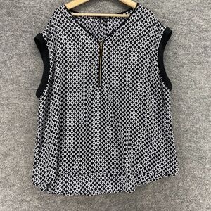 5/$45 Roz & Ali Blouse Women 3X Plus Black Geometric Zipper V-Neck Short Sleeve